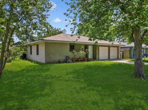 2105 19th Ave, Texas City, TX 77590-4832