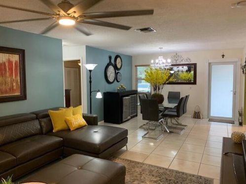 10304 Carmen Ln, West Palm Beach, FL 33411-3008