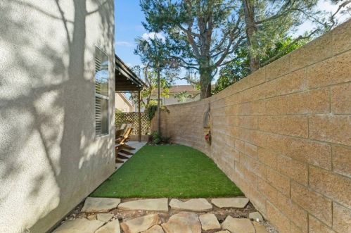 5748 Pinyon Pine Dr, Orange CA  92869-6006 exterior