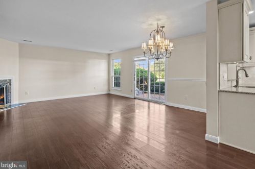 51 Portsmouth Ct, Southampton PA 18966-2620 exterior