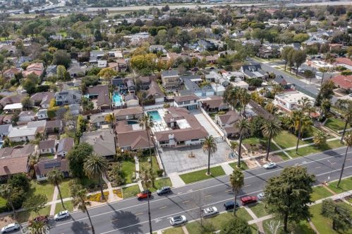 3841 Pacific Ave, Long Beach CA  90807-3227 exterior