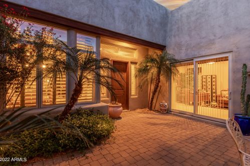 14328 Charter Oak Dr, Scottsdale AZ  85259-2208 exterior