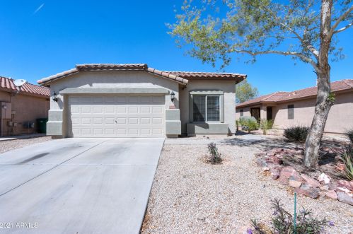 43610 Bedford Dr, Maricopa, AZ 85138-2339