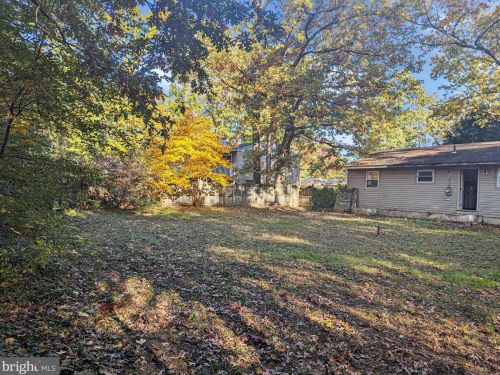 310 Carolina Trl, Browns Mills NJ  08015-5306 exterior