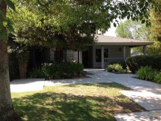7316 Hilton Head Way, Bakersfield, CA 93309-4287
