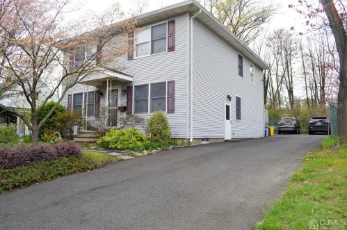 114 Main St, East Brunswick, NJ 08816-4347