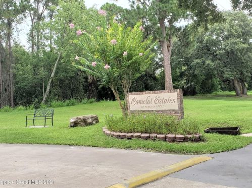3124 Sir Hamilton Cir, Titusville FL  32780-4962 exterior