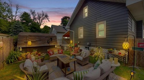 1320 Van Buren St, Green Bay, WI 54301-2341