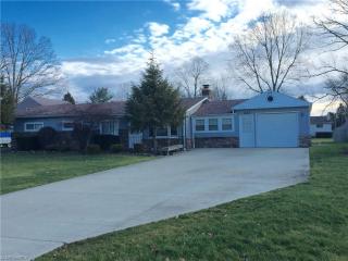 1663 Brintnall Dr, Brunswick, OH 44212-3907