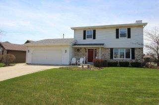 8104 64th Ave, Kenosha, WI 53142-1851