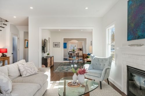 122 Fairview Ave, Berkeley Heights NJ  07922-1310 exterior