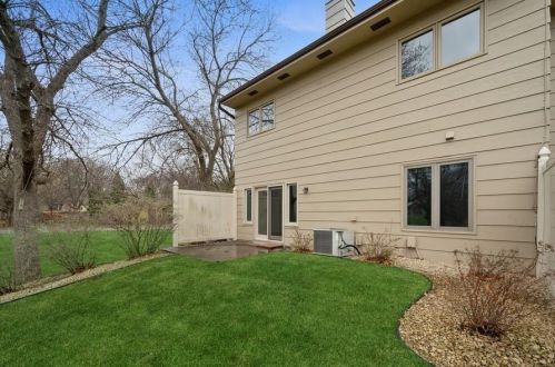 12101 Cottonwood St, Minneapolis, MN 55448-2478