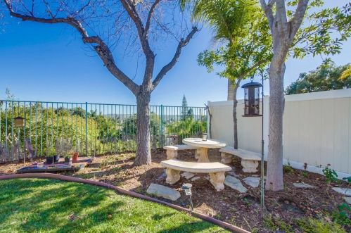 4884 Point Loma Pl, Oceanside CA  92057-3402 exterior