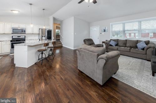 30 Bellmawr Ave, Gloucester NJ  08031-1329 exterior