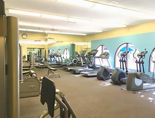 5418 Don Felipe Dr, Carlsbad CA  92010-3916 exterior