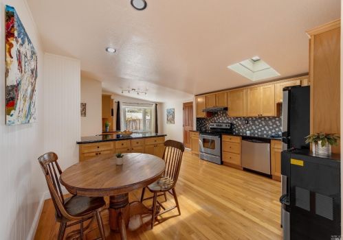 1789 Sarah Dr, Pinole CA  94564-2213 exterior