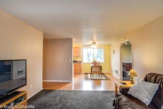 8006 64th Ave, Portland, OR 97206-9602