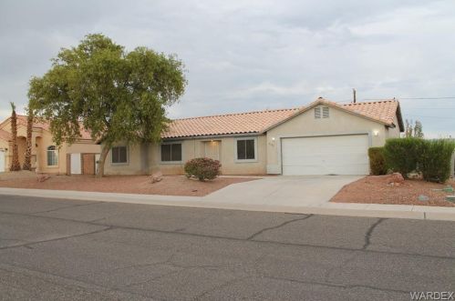 5142 Desert Sands Dr, Bullhead City, AZ 86426-6500
