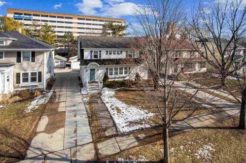 735 Jackson St, Green Bay, WI 54301-3513