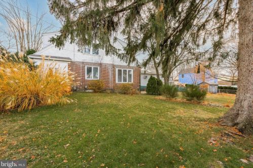 391 Morris Rd, Wayne, PA 19087-2913