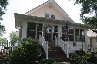 15 6th Ave, Oelwein, IA 50662-1911
