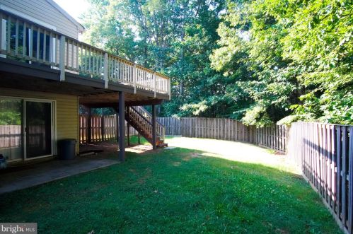 9710 Becker Ct, Fredericksburg VA  22408-9542 exterior