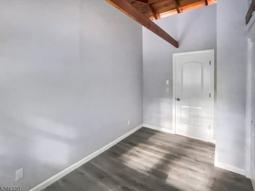 15 Glen Dr, Wantage NJ  07461-4801 exterior