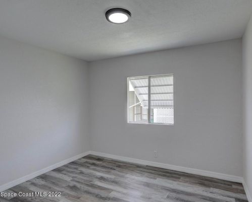 1112 Oriole Cir, Sebastian FL  32976-7521 exterior