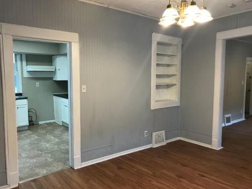 1129 Truman St, Hammond, IN 46320-1348