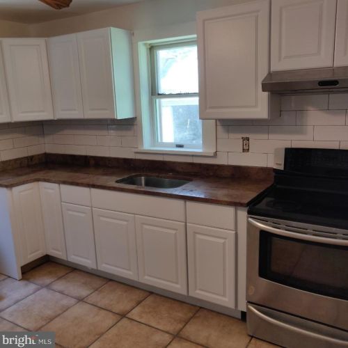 135 Columbus Jobstown Rd, Columbus NJ  08022-1325 exterior