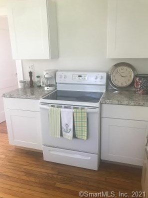 147 River St, New Canaan CT  06840-4236 exterior