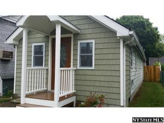 60 Hawkins St, Bronx, NY 10464-1416