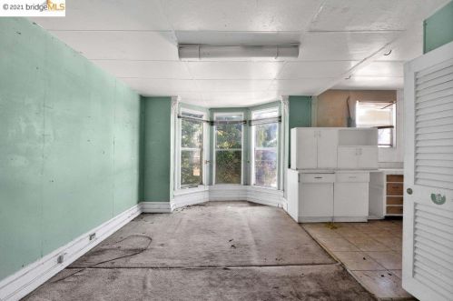 1514 9th St, Oakland CA  94607-1910 exterior