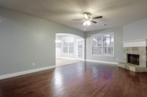 8514 Sports Haven Dr, Humble TX  77346-6000 exterior