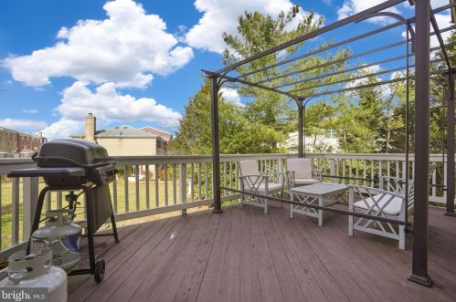 7360 Old Pohick Way, Lorton VA  22079-1564 exterior