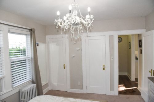 10 Augustus St, Bloomfield NJ  07003-3704 exterior