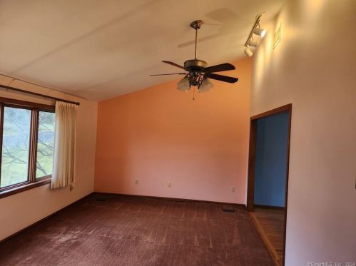 56 Joyce Ln, Manchester, CT 06040-6719