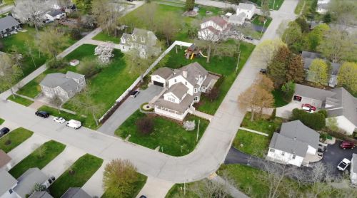 233 Darwin St, Lake Geneva WI  53147-2012 exterior
