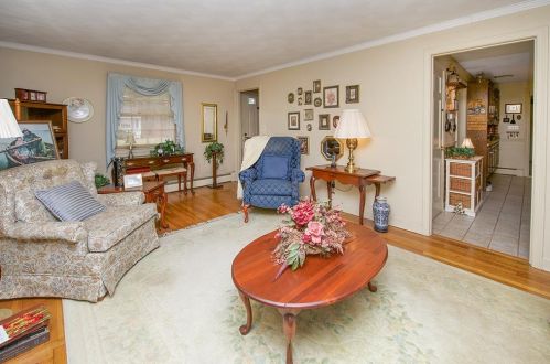 34 Wheeler Ave, Salem NH  03079-3490 exterior