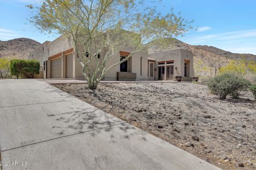 1605 Capistrano Ave, Phoenix, AZ 85041-9141
