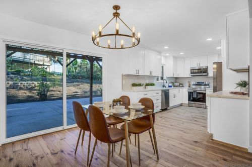 1311 Morning Glory Pl, Vista CA  92084-7222 exterior