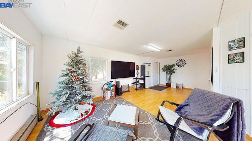 6901 Johnston Rd, Pleasanton CA  94588-9460 exterior