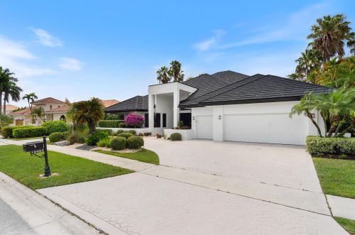 10483 Stonebridge Blvd, Boca Raton, FL 33498-6419