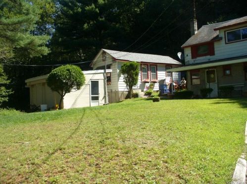 722 Old Route 17, Monticello NY  12701-7019 exterior