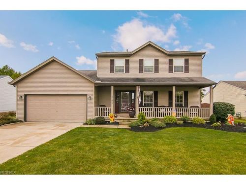 525 Hampton Dr, Elyria, OH 44035-7392
