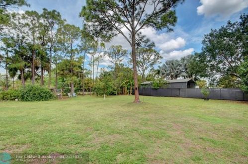 16217 93rd Rd, Town Of Loxahatchee Groves FL  33470-5177 exterior