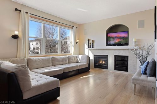 6818 Hartley Blvd, Prior Lake, MN 55379-7011