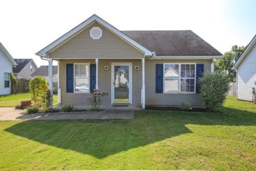 2745 Pepperdine Dr, Murfreesboro, TN 37128-2865