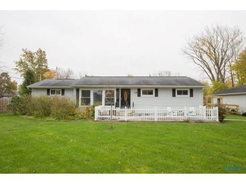 139 Lind St, Deshler, OH 43516-1303