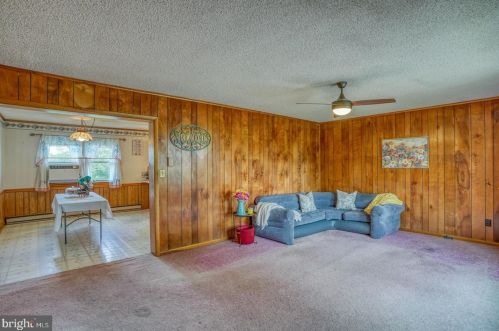 5205 Vernon Rd, Harrington, DE 19952-4179